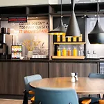 Ibis Centre Stopera 3*