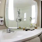 Ibis Centre Stopera 3*