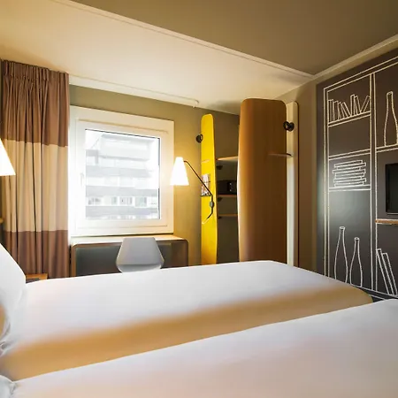 Ibis Centre Stopera Hotell 3*