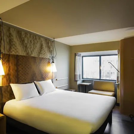 Ibis Centre Stopera 3* Амстердам