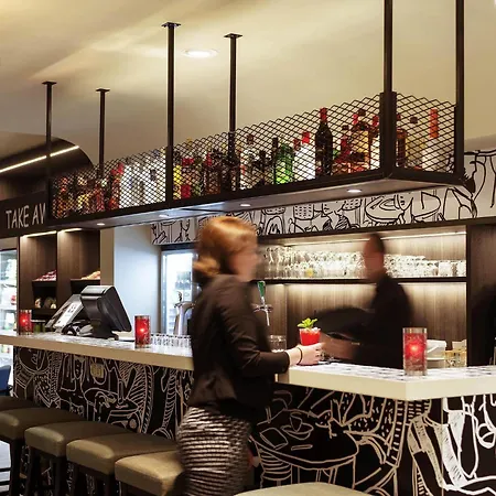 Hotel Ibis Centre Stopera 3*