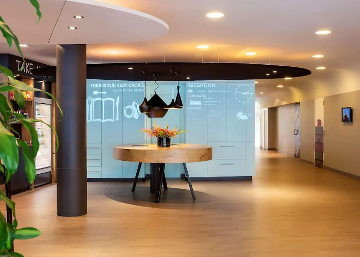 Ibis Centre Stopera Отель 3*