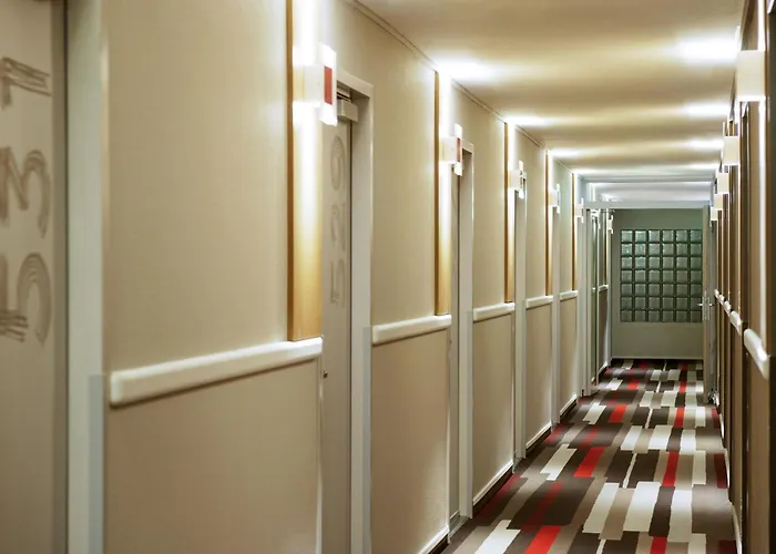 Ibis Centre Stopera 3*