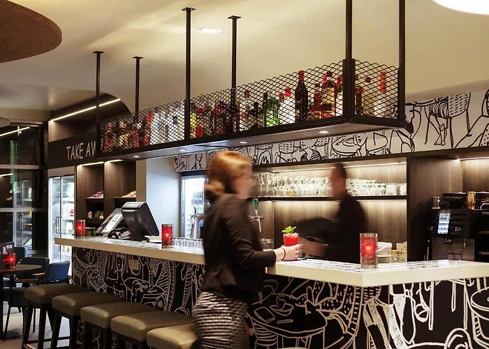 Hotel Ibis Centre Stopera 3*