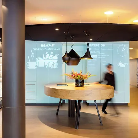 Ibis Centre Stopera 3*