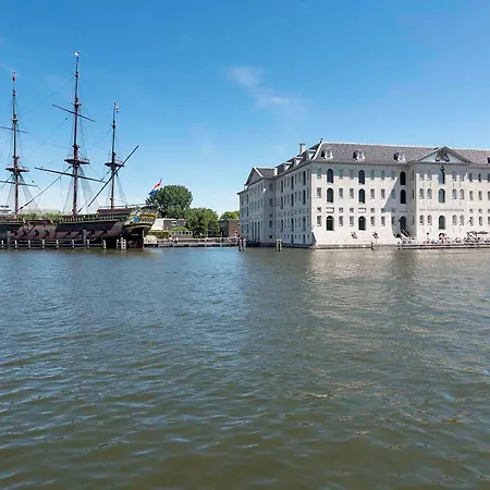 Ibis Centre Stopera 3*