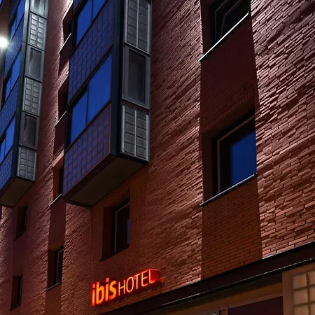 Hotel Ibis Centre Stopera 3*
