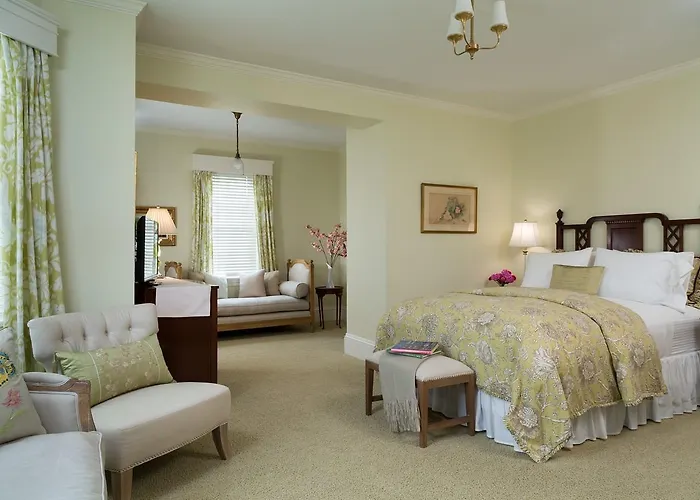 Ibis Centre Stopera 3*