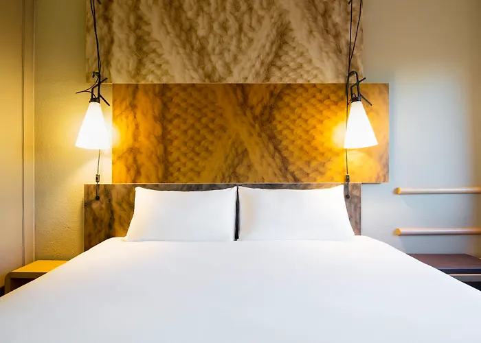 Hotell Ibis Centre Stopera 3*