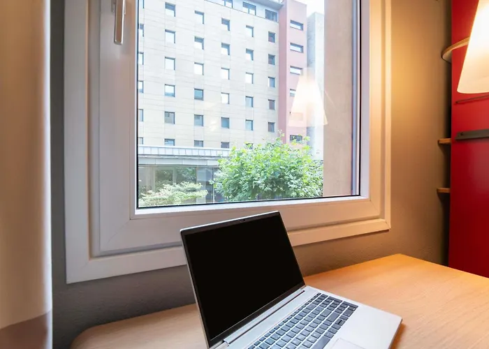 Hotell Ibis Centre Stopera 3*